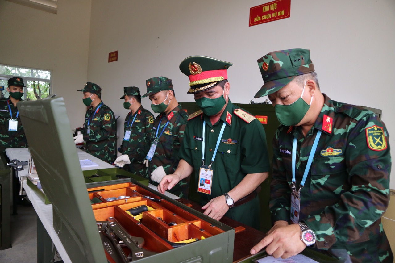 Công tác kỹ thuật sẵn sàng cho Cuộc thi “Xạ thủ bắn tỉa” và “Vùng tai nạn”